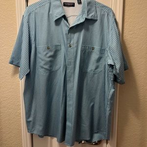 RoundTree & Yorke Casual Button Down